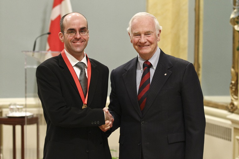 Michel Ducharme accepting his award at Rideau Hall, 2011.