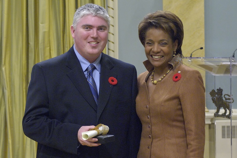 John MacPhail accepting his award at Rideau Hall, 2007.